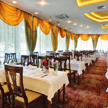 Aquaclub Grifid Hotel Bolero Golden Sands Bagian luar foto