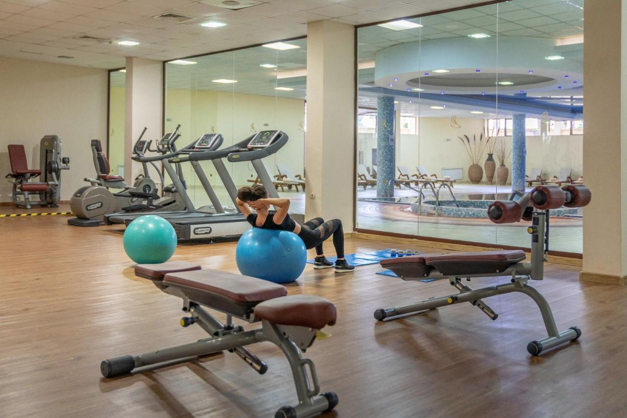 Aquaclub Grifid Hotel Bolero Golden Sands Bagian luar foto
